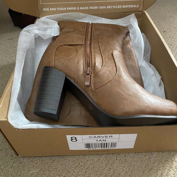 Journee Collection Carver Boot - Picture 5 of 6